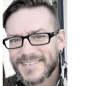 Meet your Posher, Lee